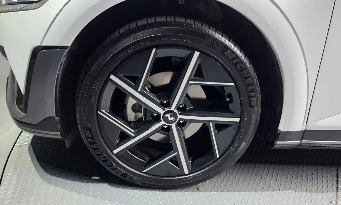 Hyundai Ioniq5 — фото 9