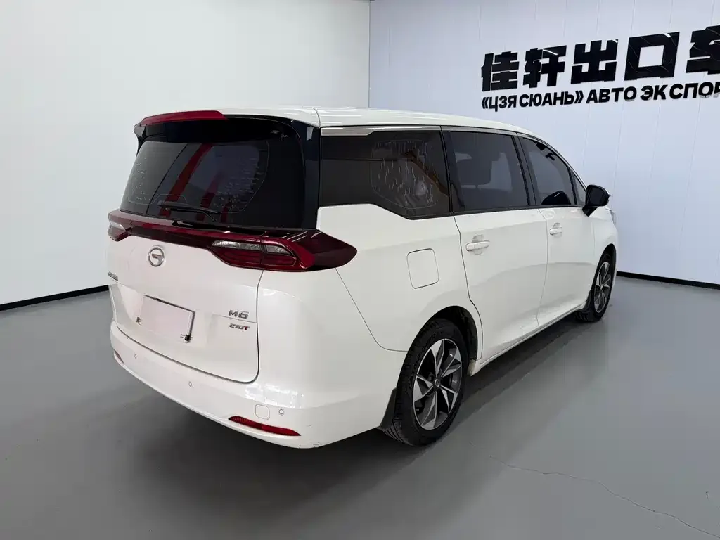 GAC Motor Trumpchi M6 — фото 3