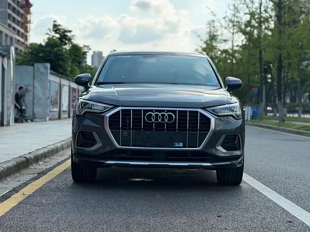 Audi Q3 — фото 8
