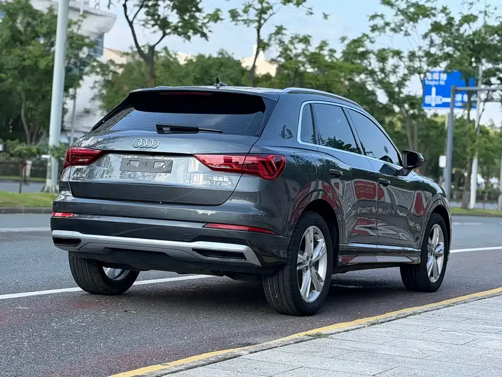 Audi Q3 — фото 7