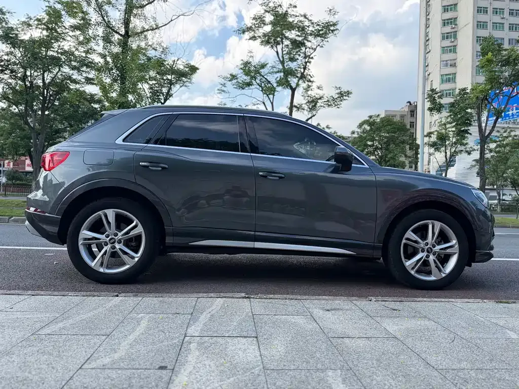 Audi Q3 — фото 5
