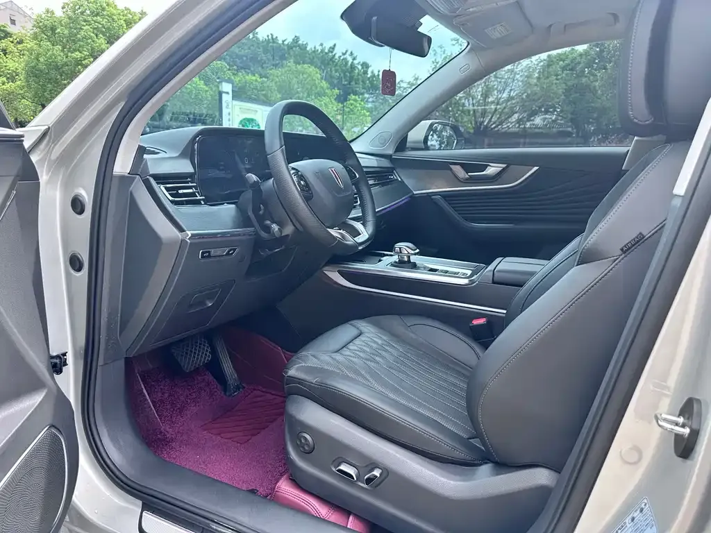 Hongqi HS5 2024 из CN, фото 2