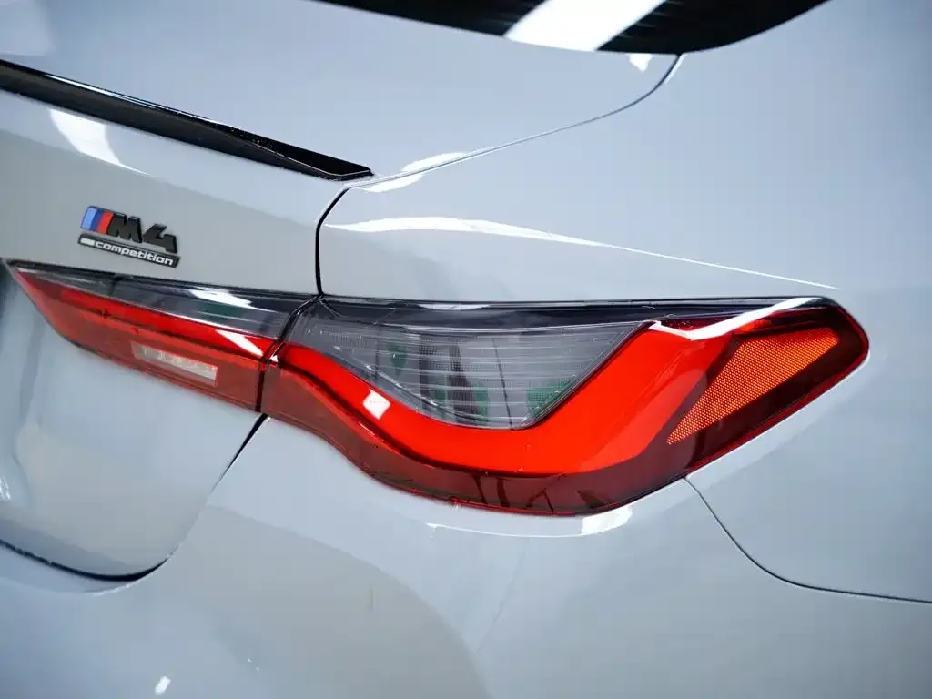 BMW M4 — фото 4