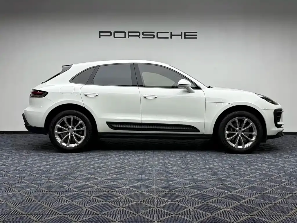 Porsche Macan — фото 8