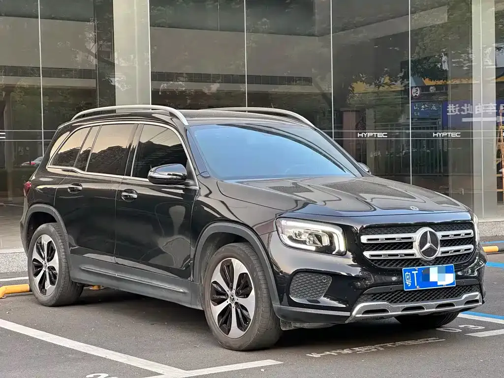 Mercedes-Benz GLB — фото 9
