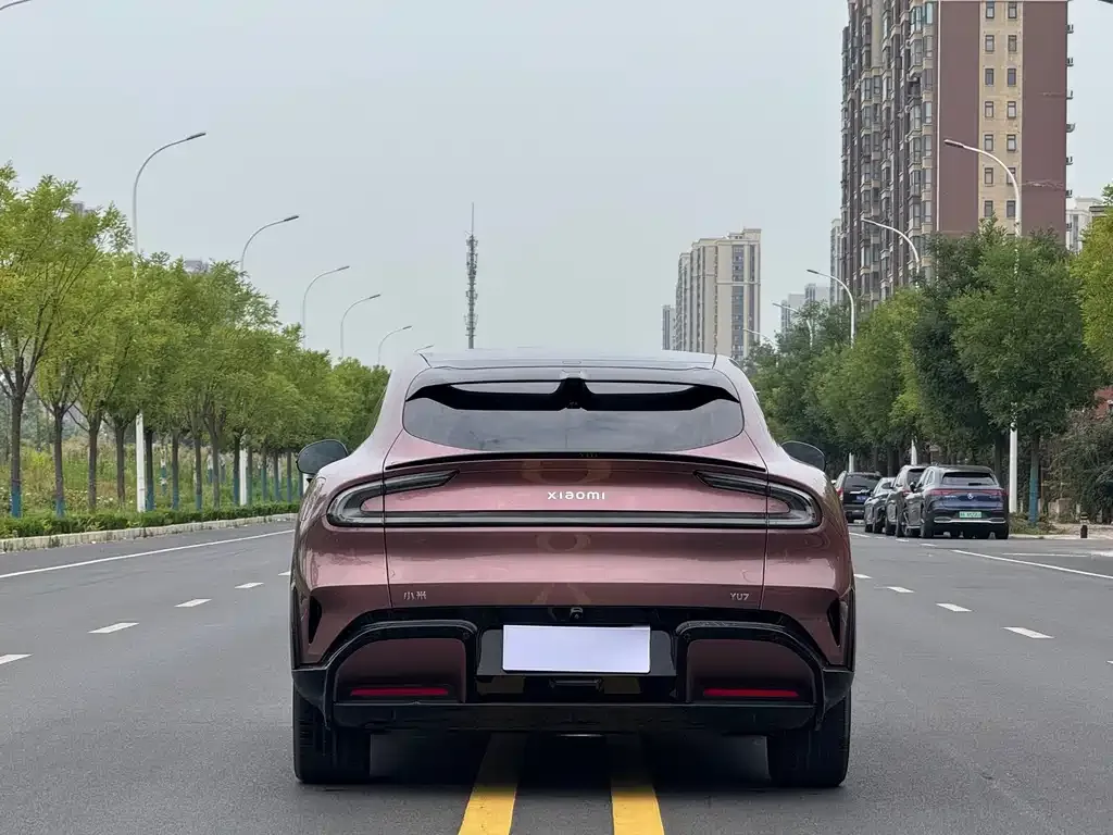 Xiaomi YU7 — фото 4