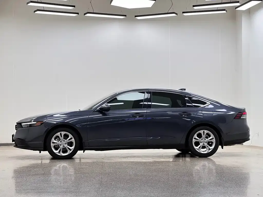 Honda Accord — фото 6