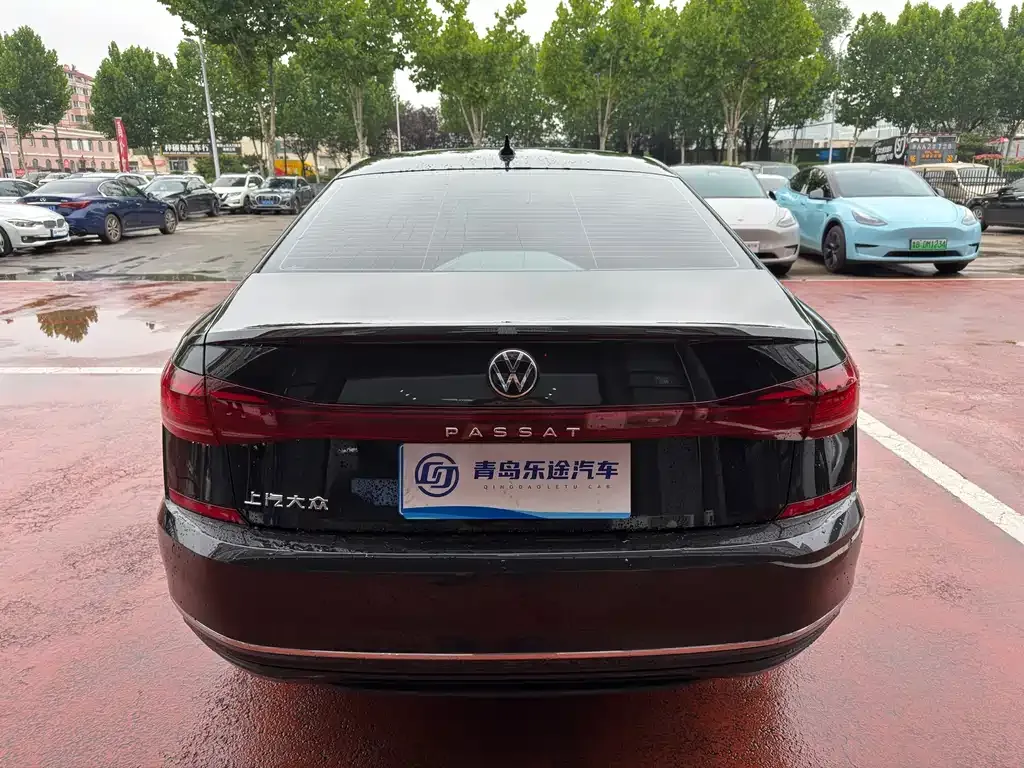 Volkswagen Passat — фото 10