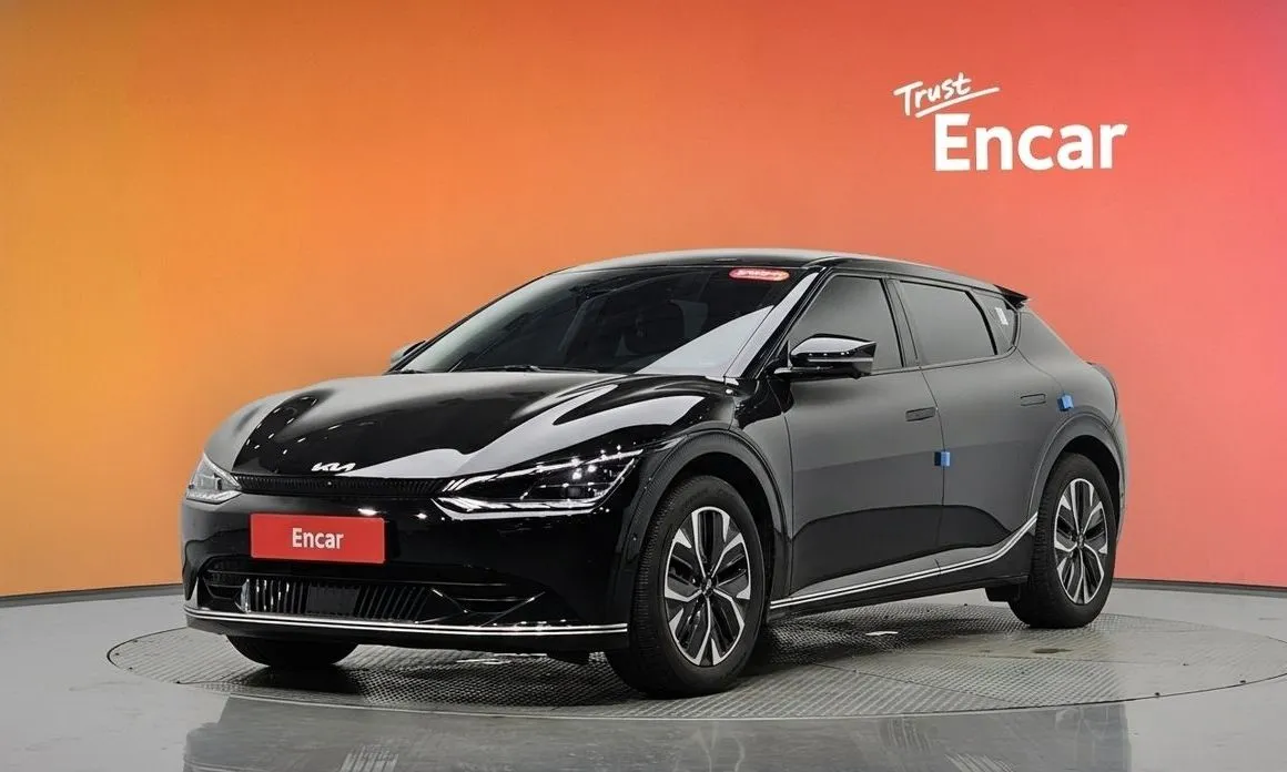 Kia EV6 — фото 1