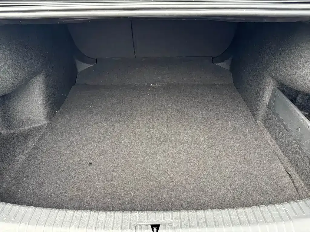 Volkswagen Passat — фото 9