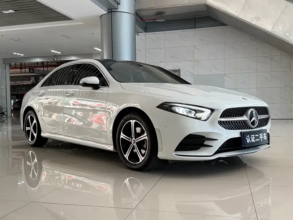 Mercedes-Benz A-Class — фото 4