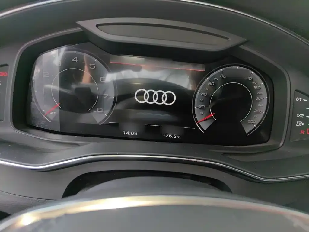 Audi A6L — фото 5