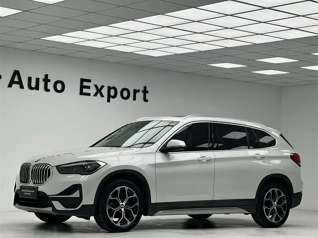 BMW X1 — фото 7