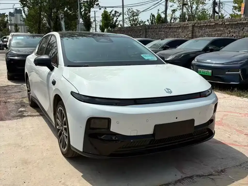 Leapmotor B01