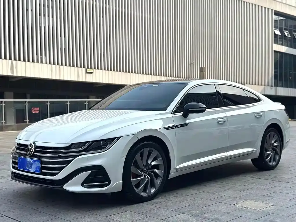 Volkswagen CC — фото 1