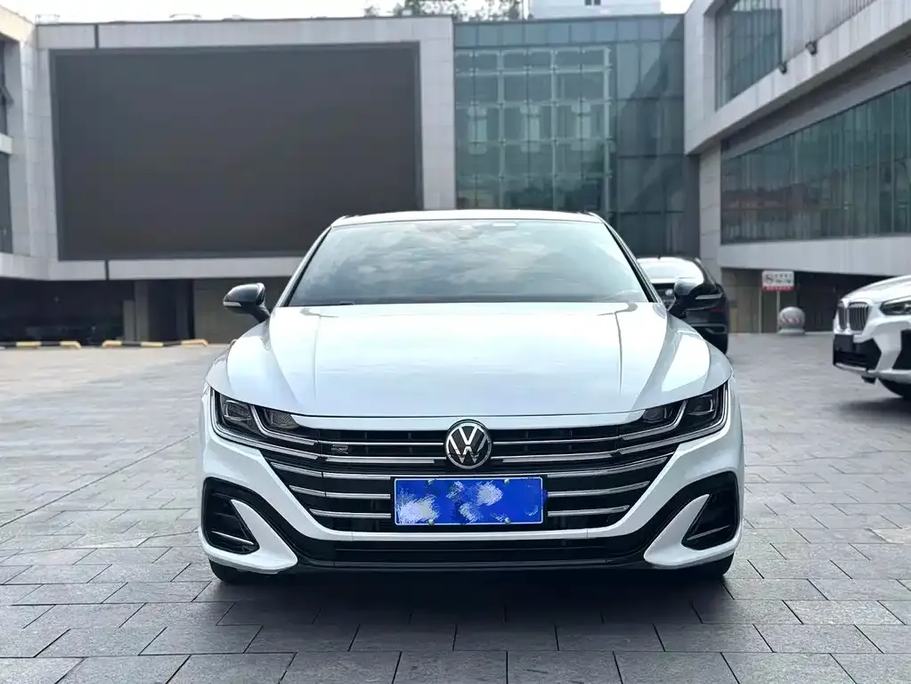 Volkswagen CC — фото 8