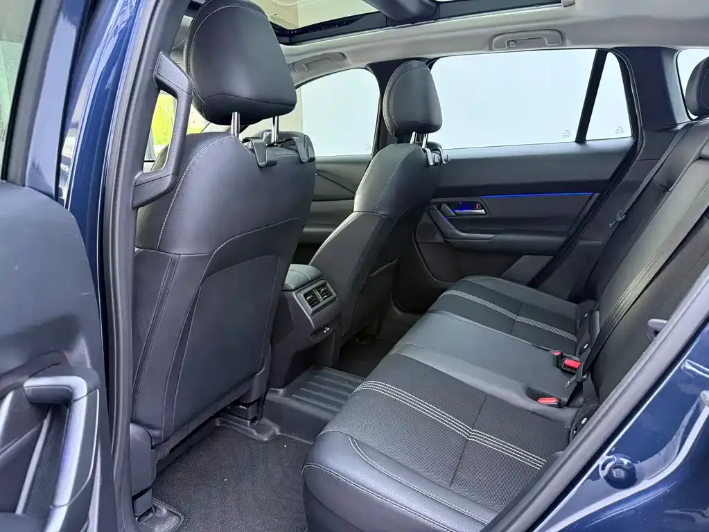 Mazda CX-50 2024 из CN, фото 9