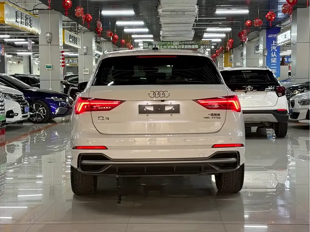 Audi Q3 — фото 2