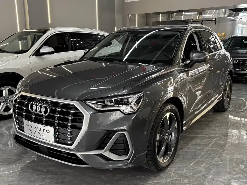 Audi Q3 — фото 5