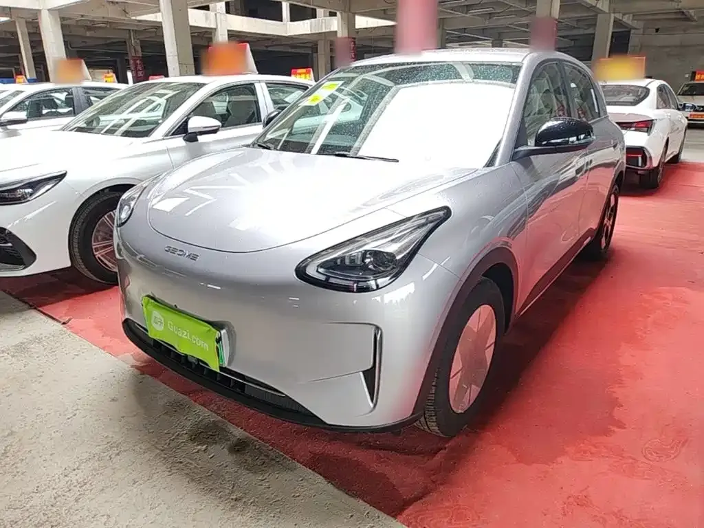 Geely Starburst — фото 1