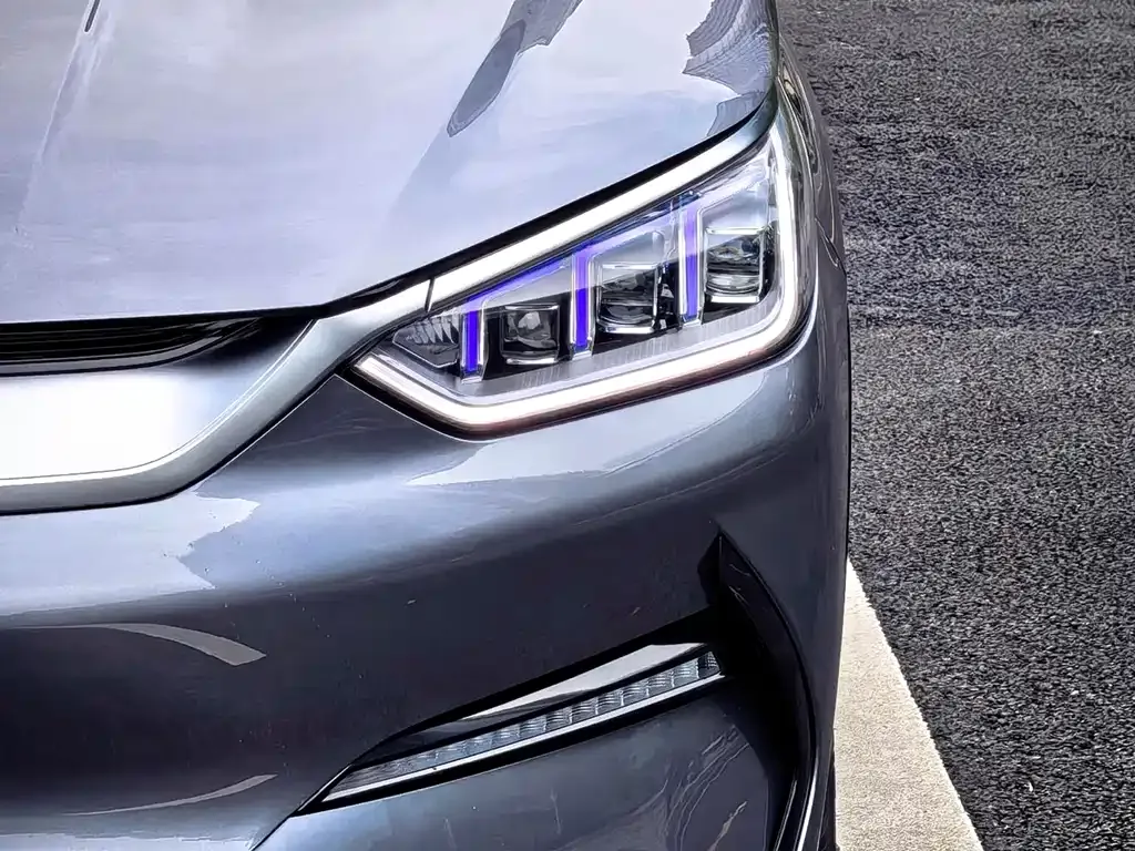 BYD PLUS New Energy — фото 9