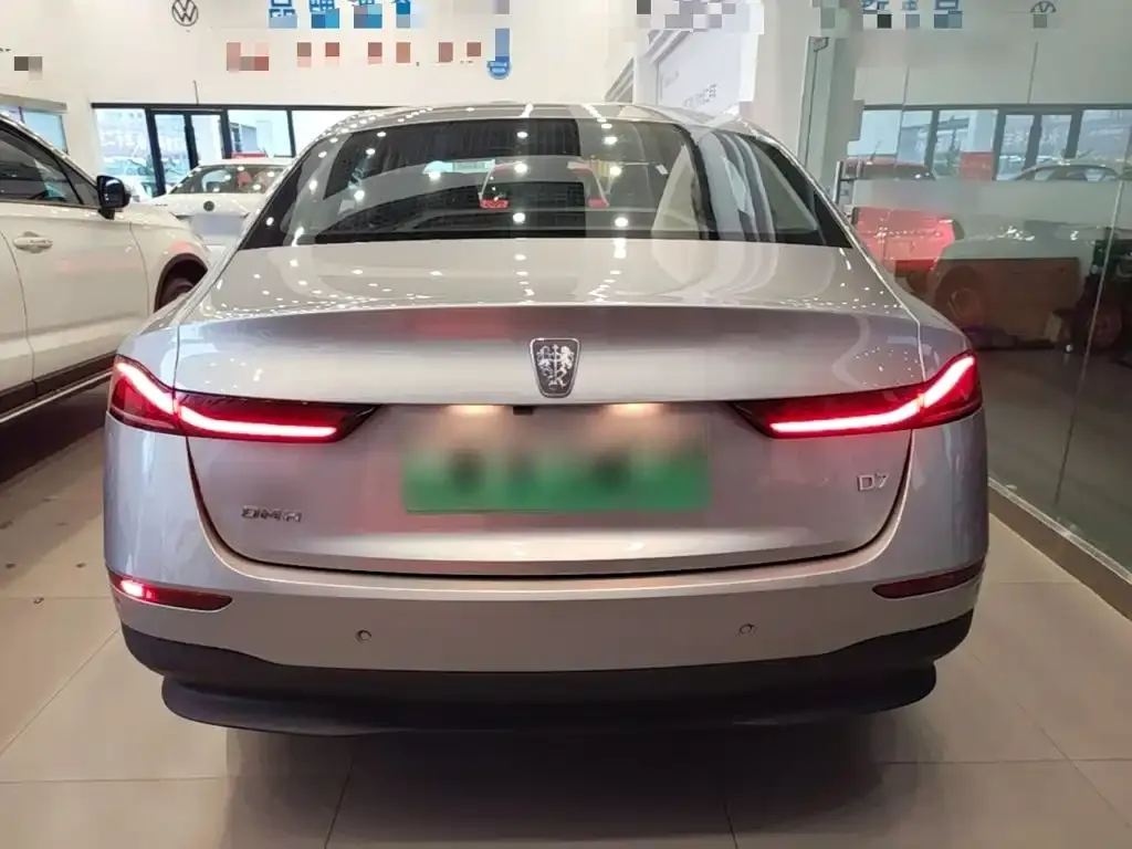 Roewe D7 — фото 2