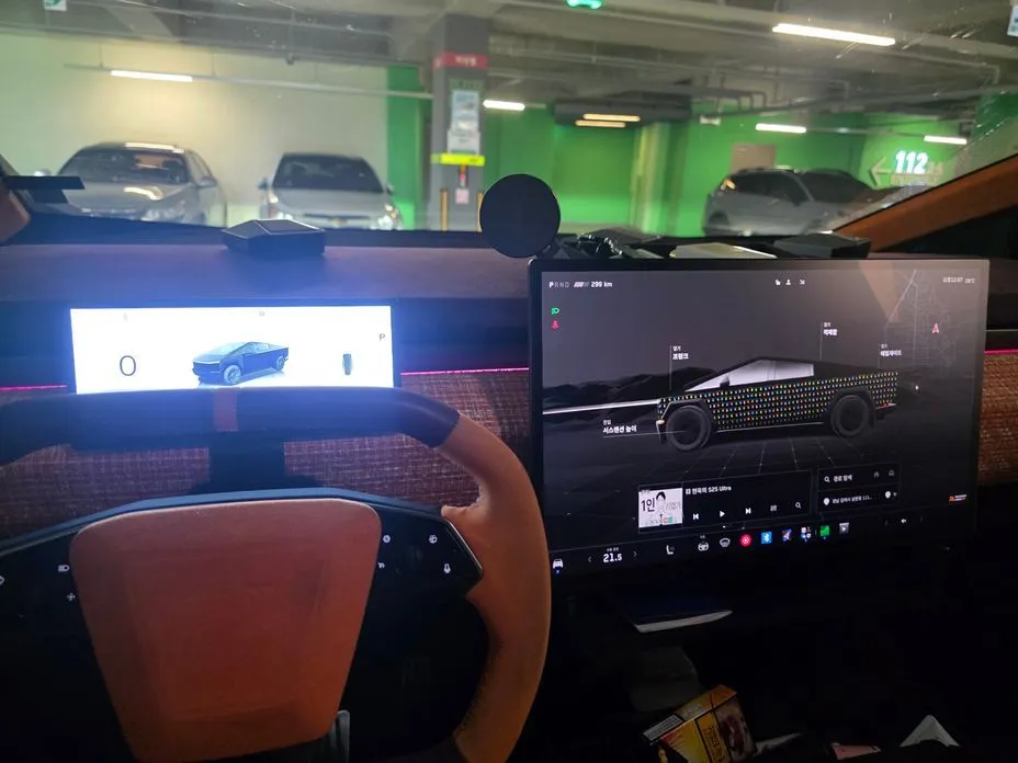 Tesla Cybertruck — фото 10