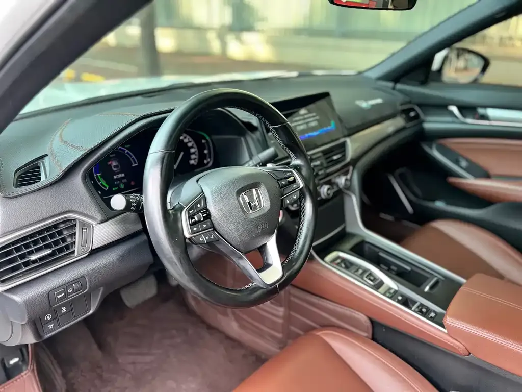 Honda Inspire — фото 5