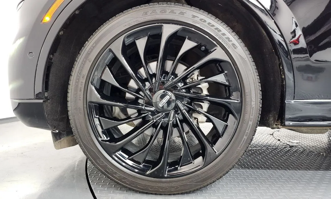 Lincoln Aviator — фото 10
