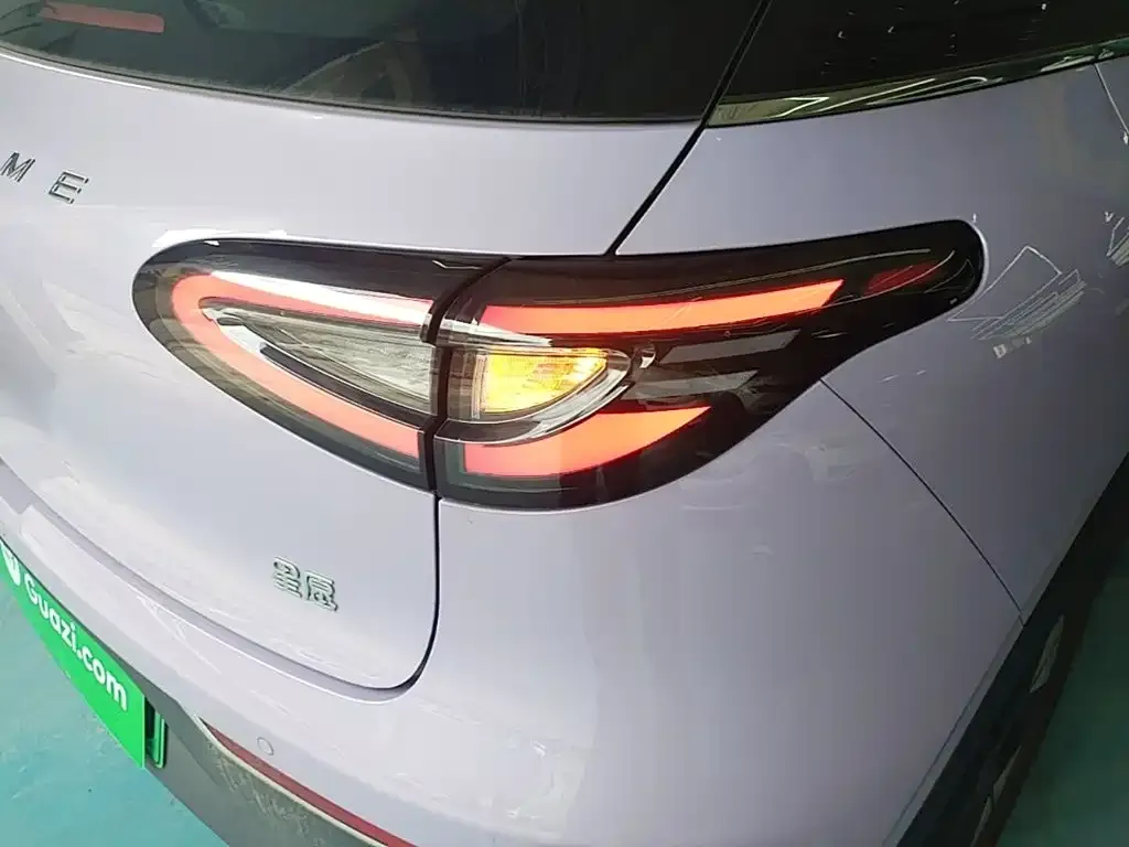 Geely Starburst — фото 4