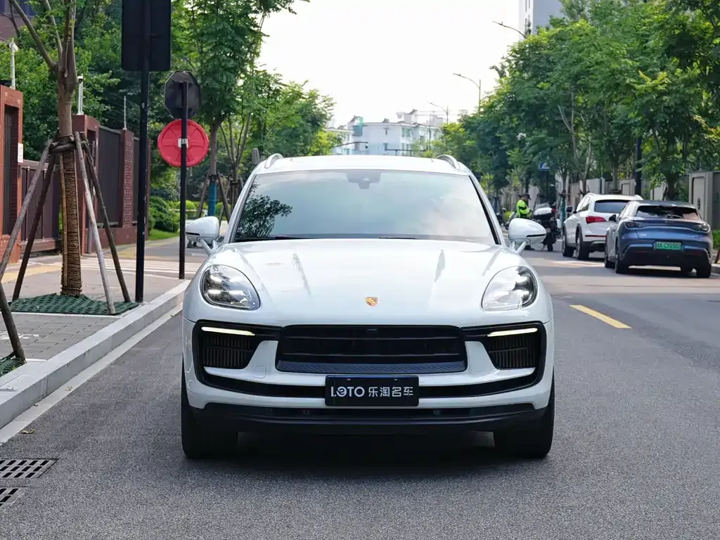 Porsche Macan — фото 7