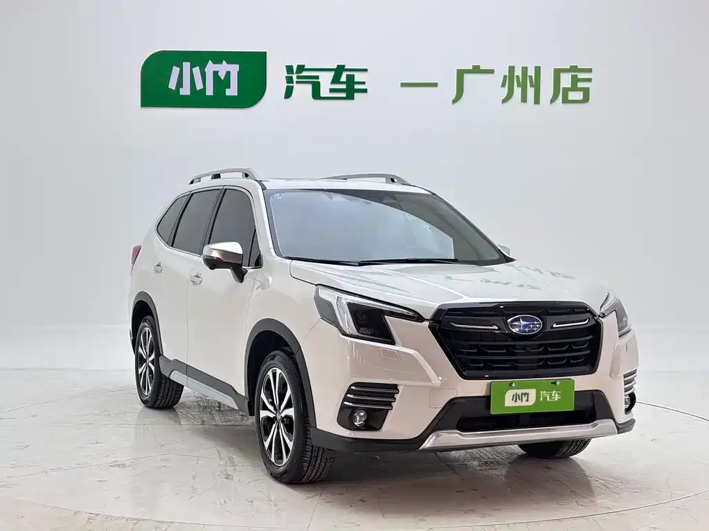 Subaru Forester — фото 10