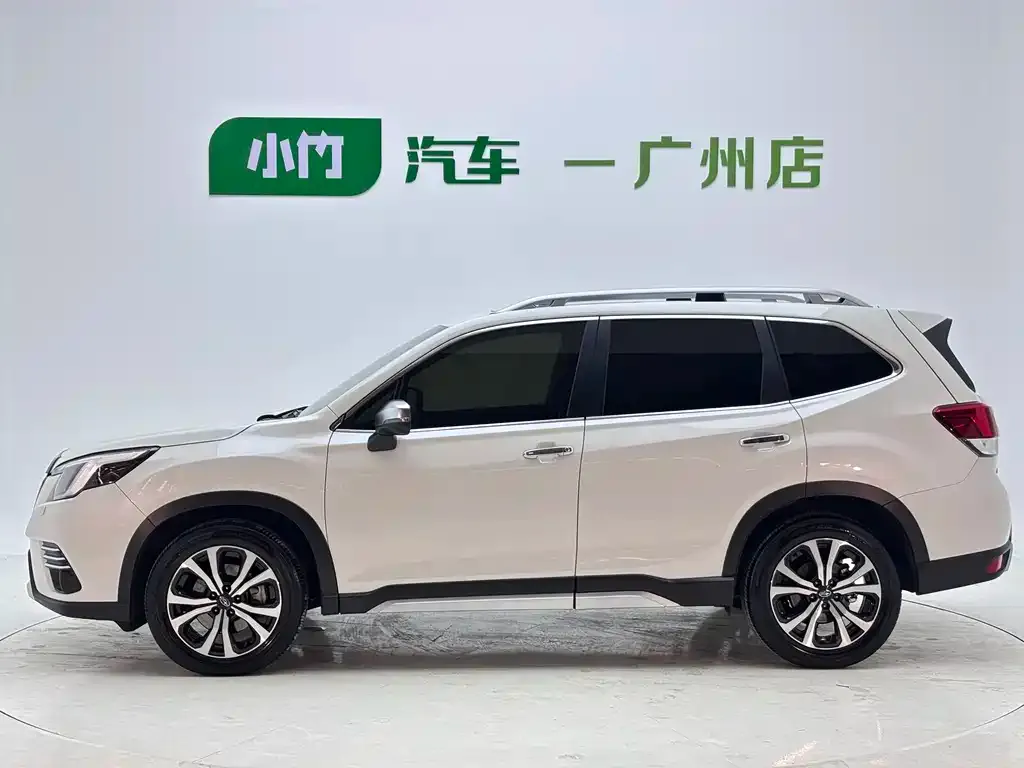 Subaru Forester — фото 3