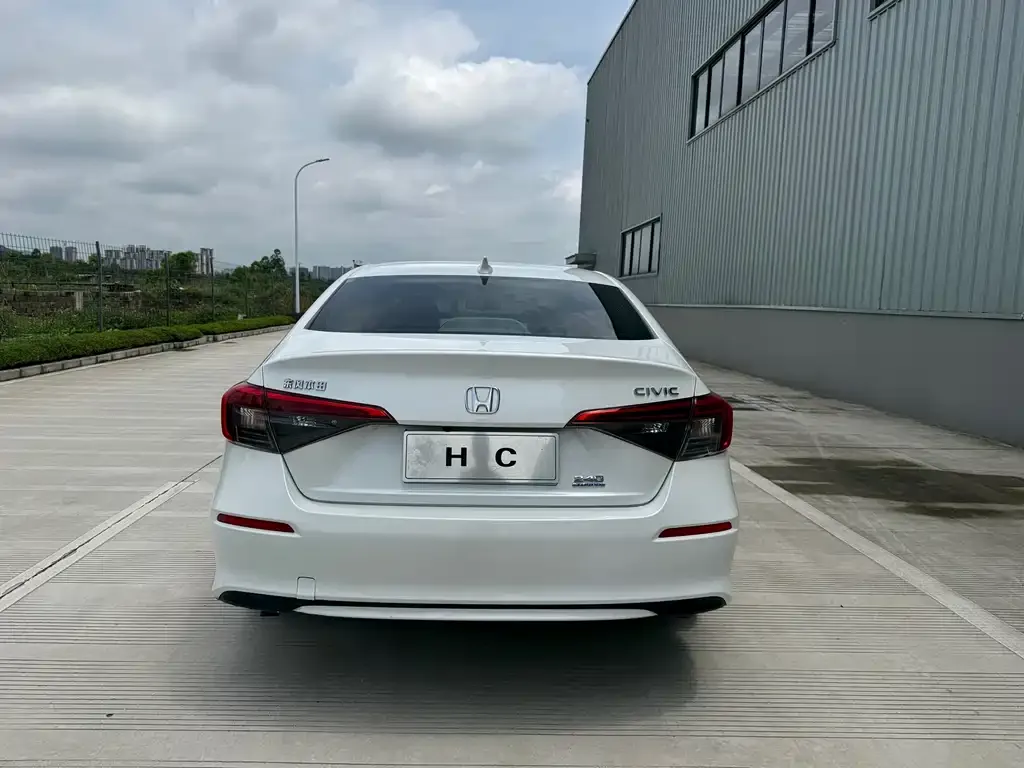 Honda Civic — фото 5