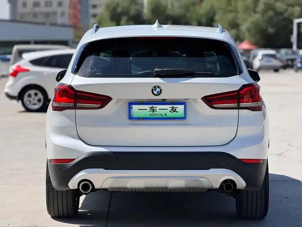 BMW X1 — фото 3
