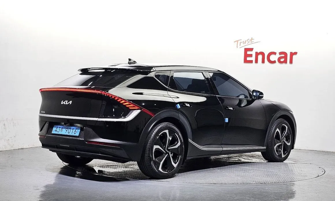 Kia EV6 — фото 5