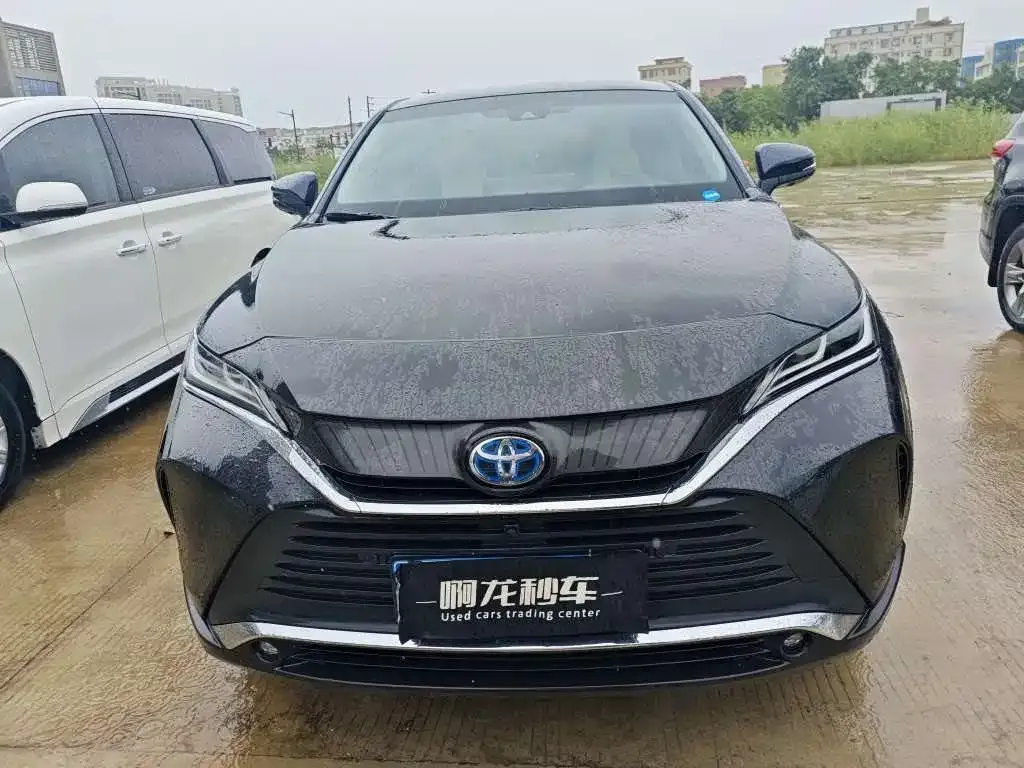 Toyota Harrier — фото 4
