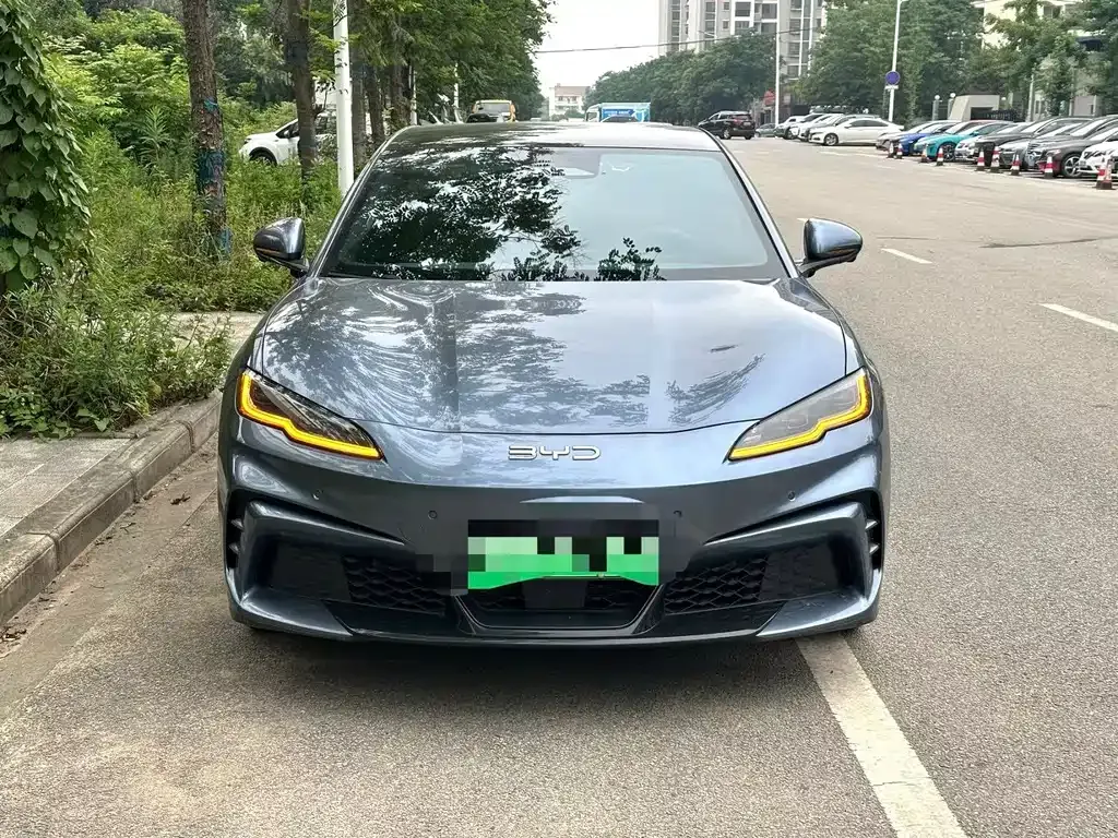 BYD Seal 06GT — фото 9