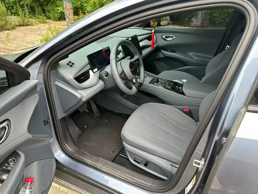 BYD Seal 06GT — фото 8
