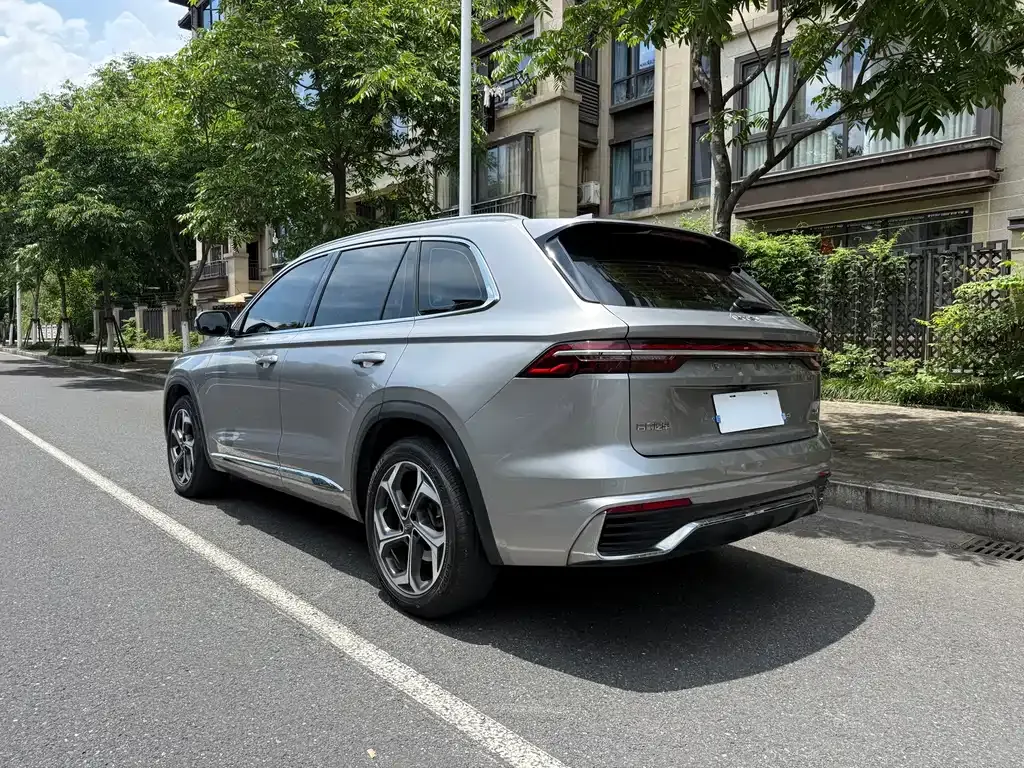 Geely Xingyue L — фото 9