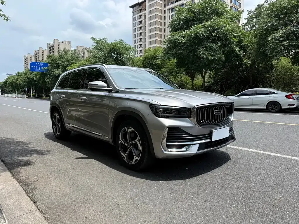 Geely Xingyue L — фото 10