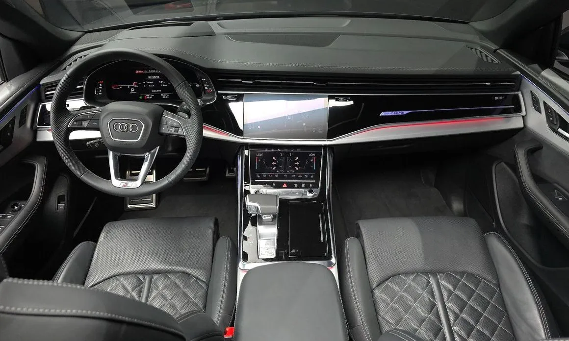 Audi Q8 — фото 7