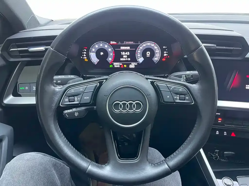 Audi A3 — фото 9