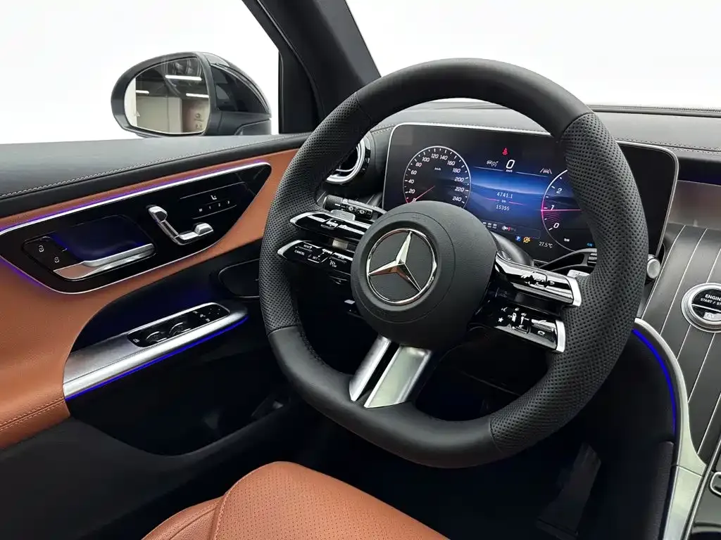 Mercedes-Benz GLC — фото 4