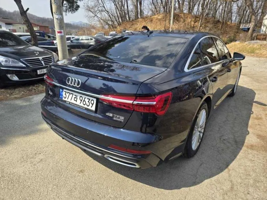 Audi A6 — фото 10
