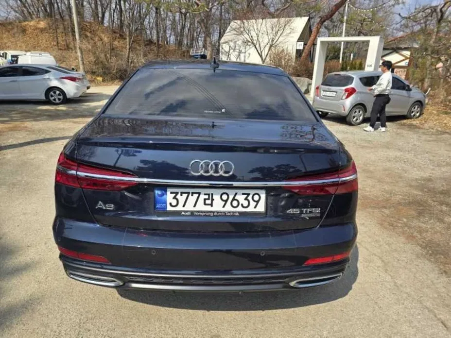 Audi A6 — фото 7