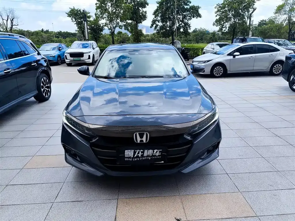 Honda Accord — фото 6