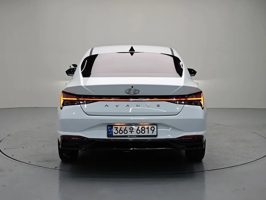 Hyundai AVANTE — фото 2
