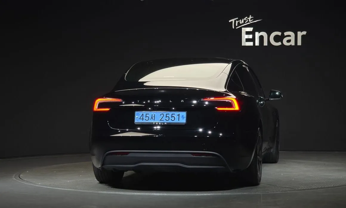 Tesla Model 3 2024 из KR, фото 5