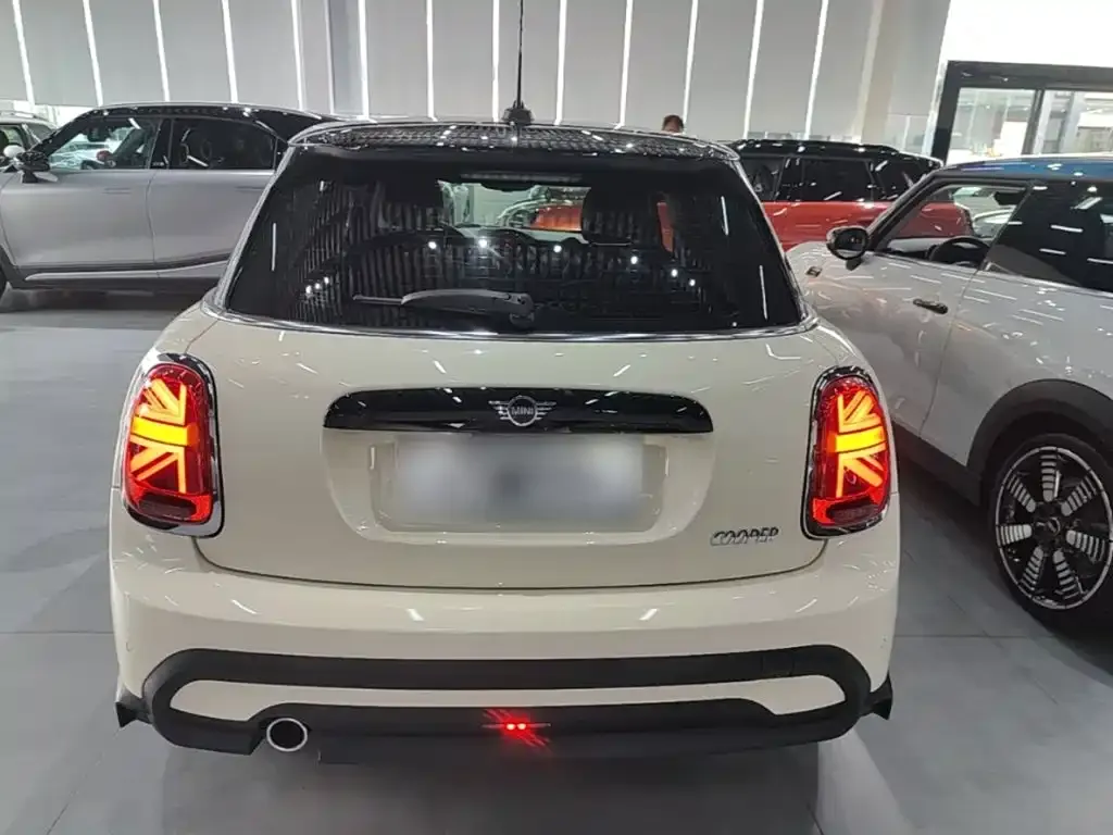 MINI Cooper (3-door) — фото 10